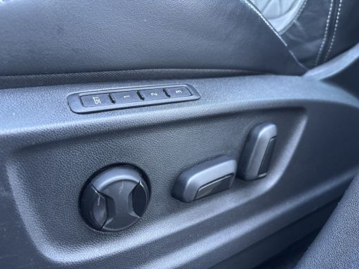 Skoda Kodiaq 1.5 TSI Sportline Business 7p. | Elektrische Trekhaak | Pano | Automaat | Stoel Verwarming ActivLease financial lease