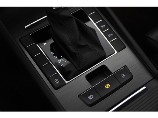 Skoda Superb Combi 1.6 TDI *1ste Eigenaar*Leer*Navigatie*Trekhaak*Full Options* ActivLease financial lease