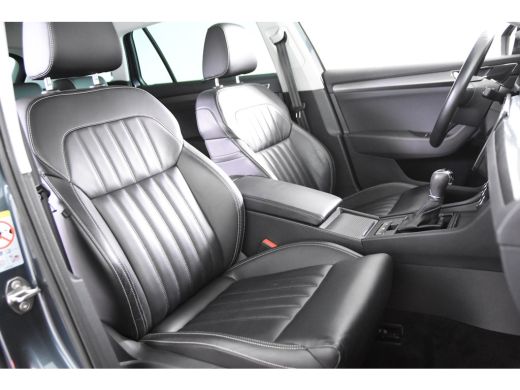 Skoda Superb Combi 1.6 TDI *1ste Eigenaar*Leer*Navigatie*Trekhaak*Full Options* ActivLease financial lease