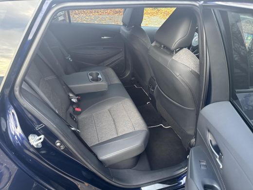 Toyota Corolla Touring Sports Hybrid 140 Dynamic | 06-10141018 Voor meer informatie ActivLease financial lease