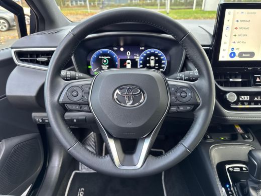 Toyota Corolla Touring Sports Hybrid 140 Dynamic | 06-10141018 Voor meer informatie ActivLease financial lease