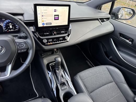 Toyota Corolla Touring Sports Hybrid 140 Dynamic | 06-10141018 Voor meer informatie ActivLease financial lease