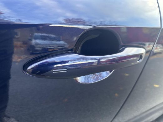 Toyota Corolla Touring Sports Hybrid 140 Dynamic | 06-10141018 Voor meer informatie ActivLease financial lease