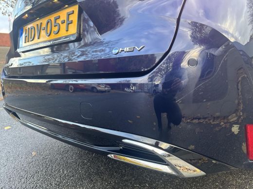 Toyota Corolla Touring Sports Hybrid 140 Dynamic | 06-10141018 Voor meer informatie ActivLease financial lease