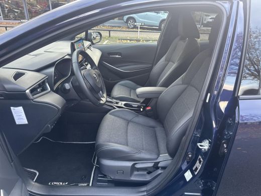 Toyota Corolla Touring Sports Hybrid 140 Dynamic | 06-10141018 Voor meer informatie ActivLease financial lease