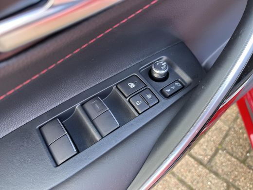 Toyota Corolla Touring Sports Hybrid 180 GR Sport | Uit voorraad leverbaar | ActivLease financial lease