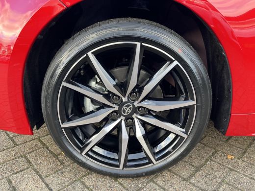 Toyota Corolla Touring Sports Hybrid 180 GR Sport | Uit voorraad leverbaar | ActivLease financial lease