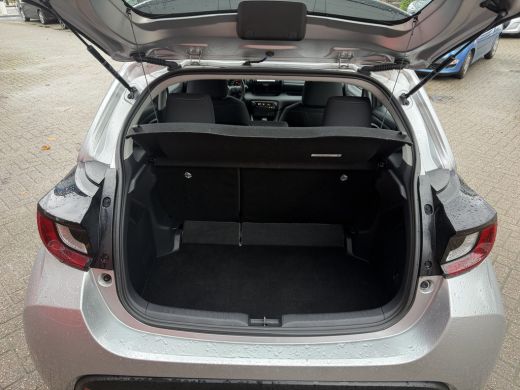 Toyota Yaris 1.5 93 PK | Hybrid Active | 5-drs | Navigatie | ActivLease financial lease