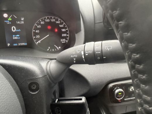 Toyota Yaris 1.5 93 PK | Hybrid Active | 5-drs | Navigatie | ActivLease financial lease