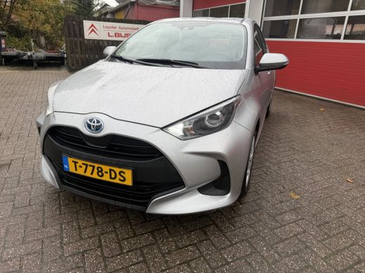 Toyota Yaris 1.5 93 PK | Hybrid Active | 5-drs | Navigatie | ActivLease financial lease