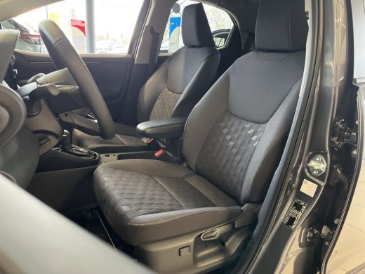 Toyota Yaris 1.5 Hybrid 115 Dynamic | Uit voorraad leverbaar | ActivLease financial lease