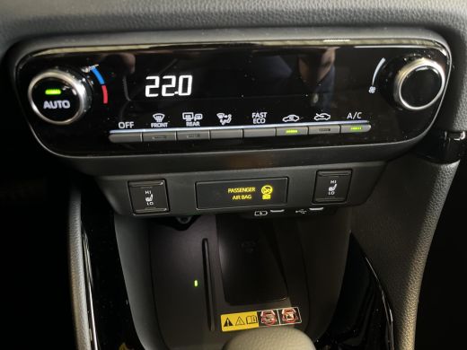 Toyota Yaris 1.5 Hybrid 115 Dynamic | Uit voorraad leverbaar | ActivLease financial lease