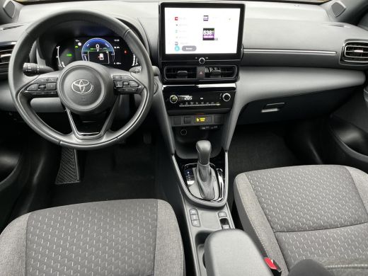 Toyota Yaris Cross 1.5 Hybrid 115 First Edition | Navigatie | Keyless entry | LED koplampen | 17 inch LM-velgen | ActivLease financial lease
