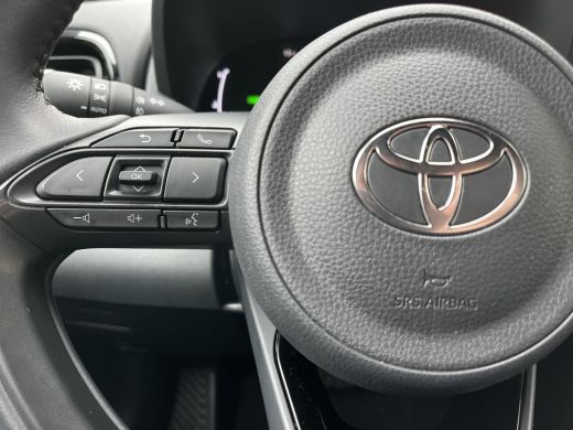 Toyota Yaris Cross 1.5 Hybrid 115 First Edition | Navigatie | Keyless entry | LED koplampen | 17 inch LM-velgen | ActivLease financial lease