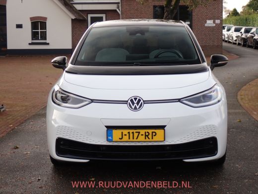 Volkswagen ID.3 First Max 58kWh 92%SOH ACC/PANODAK/MASSAGE/TREKHAAK/HEADUP ActivLease financial lease
