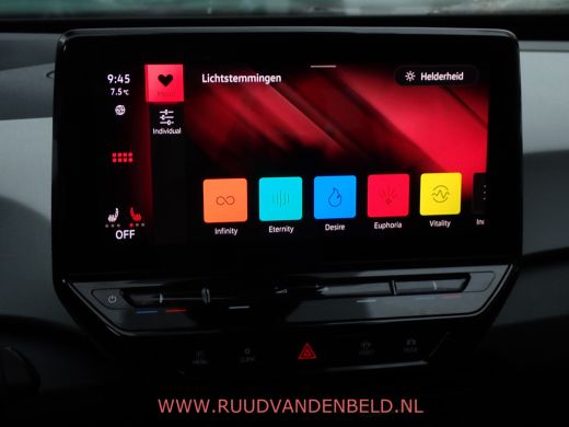 Volkswagen ID.3 First Max 58kWh 92%SOH ACC/PANODAK/MASSAGE/TREKHAAK/HEADUP ActivLease financial lease