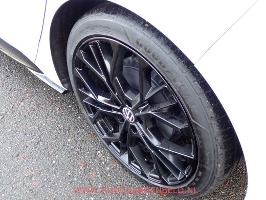 Volkswagen ID.3 First Max 58kWh 92%SOH ACC/PANODAK/MASSAGE/TREKHAAK/HEADUP ActivLease financial lease