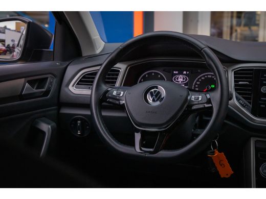Volkswagen T-Roc 1.5 TSI Style | Cruise control adaptief | Apple Carplay/Android Auto | Navigatie | Parkeersensor ... ActivLease financial lease