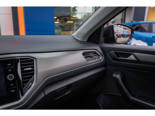 Volkswagen T-Roc 1.5 TSI Style | Cruise control adaptief | Apple Carplay/Android Auto | Navigatie | Parkeersensor ... ActivLease financial lease