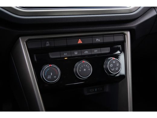 Volkswagen T-Roc 1.5 TSI Style | Cruise control adaptief | Apple Carplay/Android Auto | Navigatie | Parkeersensor ... ActivLease financial lease