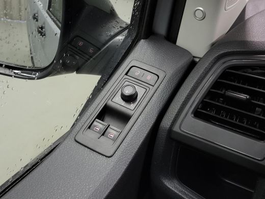 Volkswagen Transporter 2.0TSI 150pk L2/H1 Benzine! ActivLease financial lease