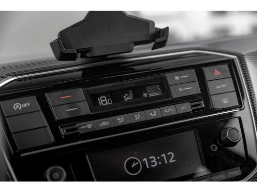 Volkswagen up! 1.0 | Clima | Cruise control | Camera | ActivLease financial lease