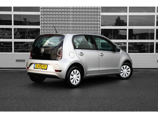 Volkswagen up! 1.0 | Clima | Cruise control | Camera | ActivLease financial lease