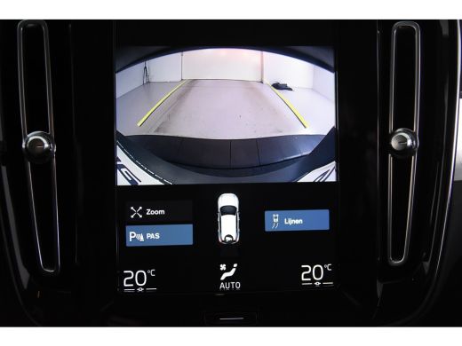 Volvo  XC40 1.5 T5 Twin Engine Momentum Pro *1ste Eigenaar*Leer*Navigatie*Camera* ActivLease financial lease