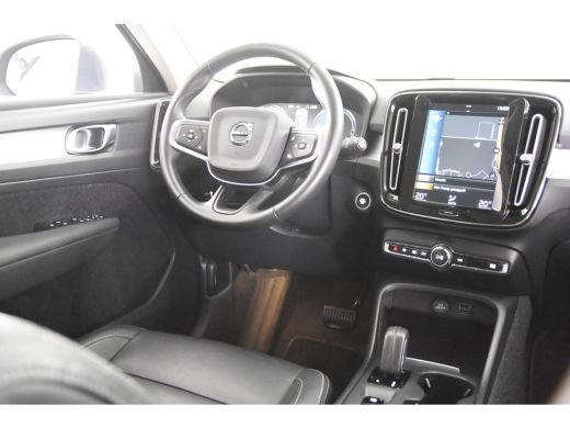 Volvo  XC40 1.5 T5 Twin Engine Momentum Pro *1ste Eigenaar*Leer*Navigatie*Camera* ActivLease financial lease
