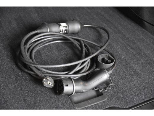 Volvo  XC40 1.5 T5 Twin Engine Momentum Pro *1ste Eigenaar*Leer*Navigatie*Camera* ActivLease financial lease