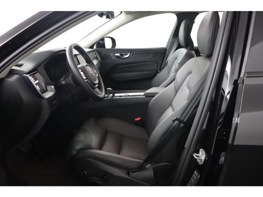 Volvo  XC60 2.0 T6 Plug-in hybrid AWD Plus Dark Stoel + Stuur verwarming | Trekhaak | BLIS | Elektrische stoe... ActivLease financial lease