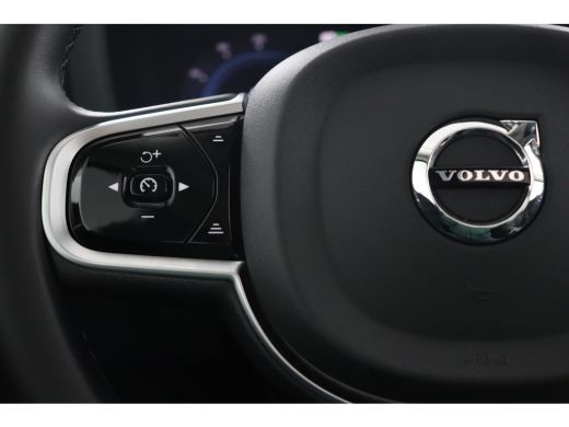 Volvo  XC60 2.0 T6 Plug-in hybrid AWD Plus Dark Stoel + Stuur verwarming | Trekhaak | BLIS | Elektrische stoe... ActivLease financial lease