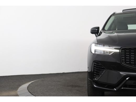 Volvo  XC60 2.0 T6 Plug-in hybrid AWD Plus Dark Stoel + Stuur verwarming | Trekhaak | BLIS | Elektrische stoe... ActivLease financial lease
