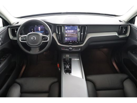 Volvo  XC60 2.0 T6 Plug-in hybrid AWD Plus Dark Stoel + Stuur verwarming | Trekhaak | BLIS | Elektrische stoe... ActivLease financial lease