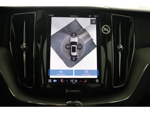 Volvo  XC60 2.0 T6 Plug-in hybrid AWD Plus Dark Stoel + Stuur verwarming | Trekhaak | BLIS | Elektrische stoe... ActivLease financial lease