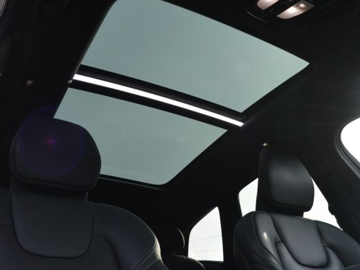 Volvo  XC60 2.0 T6 Plug-in hybrid AWD R-Design ActivLease financial lease