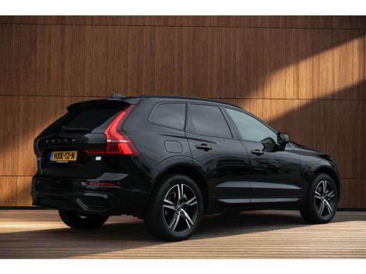 Volvo  XC60 T6 AWD Plus Dark | Panoramadak | Sportstoelen | Donkere hemel | Adaptive Cruise | Trekhaak | BLIS ActivLease financial lease