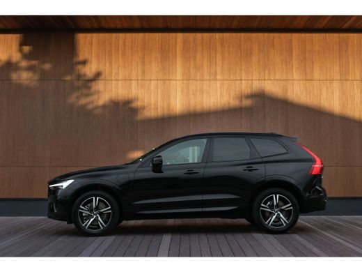 Volvo  XC60 T6 AWD Plus Dark | Panoramadak | Sportstoelen | Donkere hemel | Adaptive Cruise | Trekhaak | BLIS ActivLease financial lease