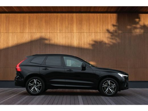 Volvo  XC60 T6 AWD Plus Dark | Panoramadak | Sportstoelen | Donkere hemel | Adaptive Cruise | Trekhaak | BLIS ActivLease financial lease
