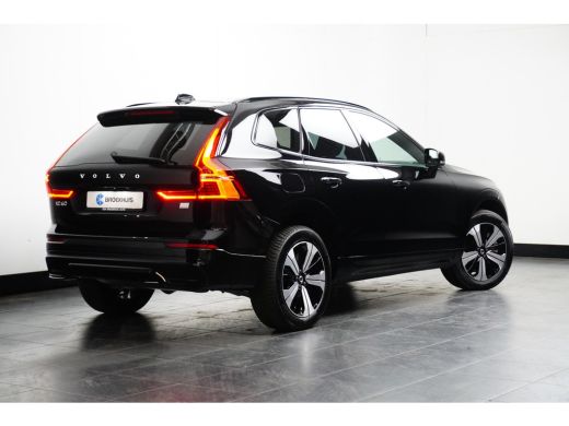 Volvo  XC60 T6 AWD Plus Dark | Panoramadak | Sportstoelen | Donkere hemel | Adaptive Cruise | Trekhaak | BLIS ActivLease financial lease
