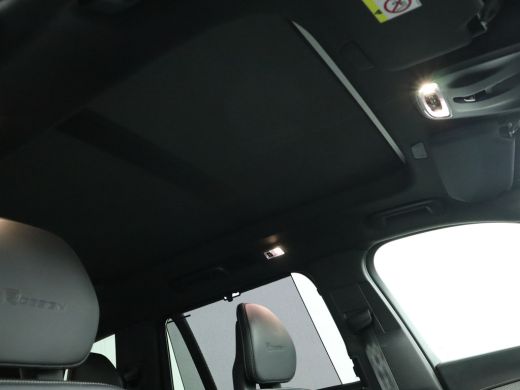 Volvo  XC90 T8 AWD R-Design Intro Edition full option | Bowers & Wilkins | Luchtvering | ActivLease financial lease
