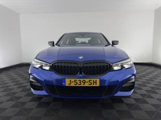BMW 3 Serie 320i M-Sportpack High Executive (INCL-BTW) *LEATHER-ALCANTARA | FULL-LED | DIGI-COCKPIT | HEATED-...