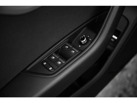 Audi A4 Avant 35 TFSI Launch edition Business ActivLease financial lease