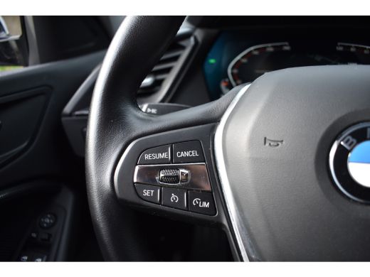 BMW 1 Serie 118IA 140PK AUT. BUSINESS SPORT-LINE NAVI/LED/CAMERA/CARPLAY ActivLease financial lease