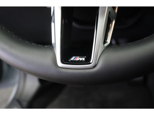 BMW 1 Serie 120 M Sport Automaat / Sportstoelen / Achteruitrijcamera / M Adaptief onderstel / Comfort Access ... ActivLease financial lease