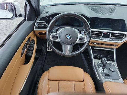 BMW 3 Serie 330e Aut. M-Sport | Leder Sport | DAB | Mood light - Sfeer ActivLease financial lease