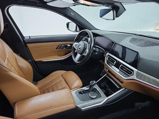 BMW 3 Serie 330e Aut. M-Sport | Leder Sport | DAB | Mood light - Sfeer ActivLease financial lease