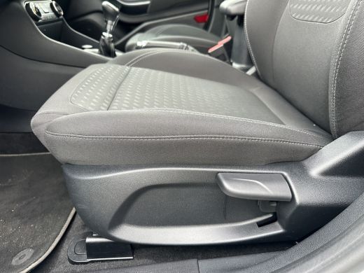 Ford Fiesta 1.0 95PK Titanium | STOEL-, STUUR- EN VOORRUITVERWARMING| NAVIGATIE| CAMERA| ADAPTIVE CRUISE| PAR... ActivLease financial lease