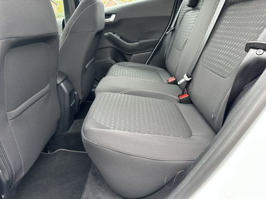 Ford Fiesta 1.0 95PK Titanium | STOEL-, STUUR- EN VOORRUITVERWARMING| NAVIGATIE| CAMERA| ADAPTIVE CRUISE| PAR... ActivLease financial lease