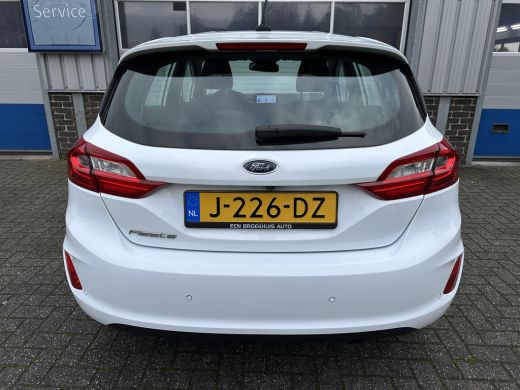 Ford Fiesta 1.0 95PK Titanium | STOEL-, STUUR- EN VOORRUITVERWARMING| NAVIGATIE| CAMERA| ADAPTIVE CRUISE| PAR... ActivLease financial lease